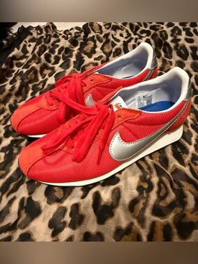 Nike LD-1000 Sneakers